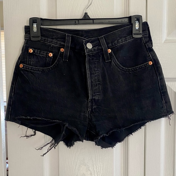 Levi's Pants - Womens 501 Shorts